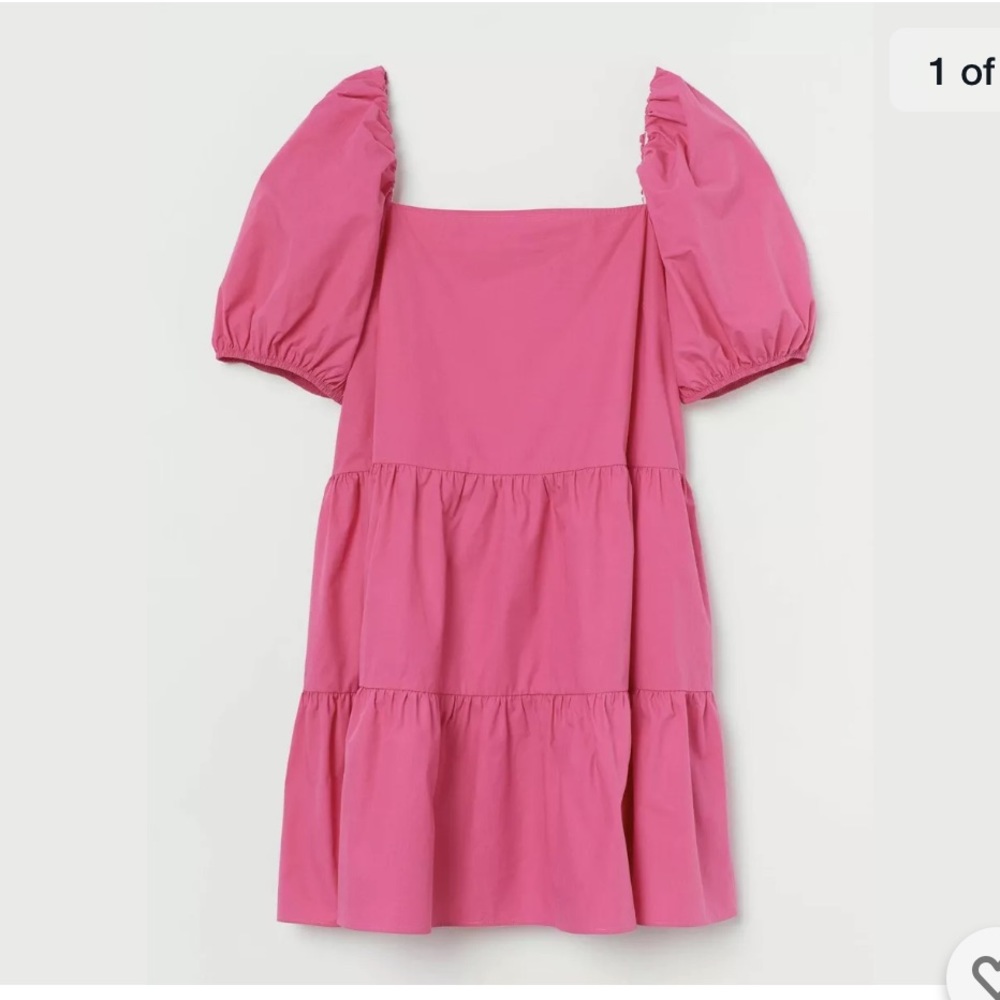 H&M Puff Sleeved Dress Short Blogger’s Favorite